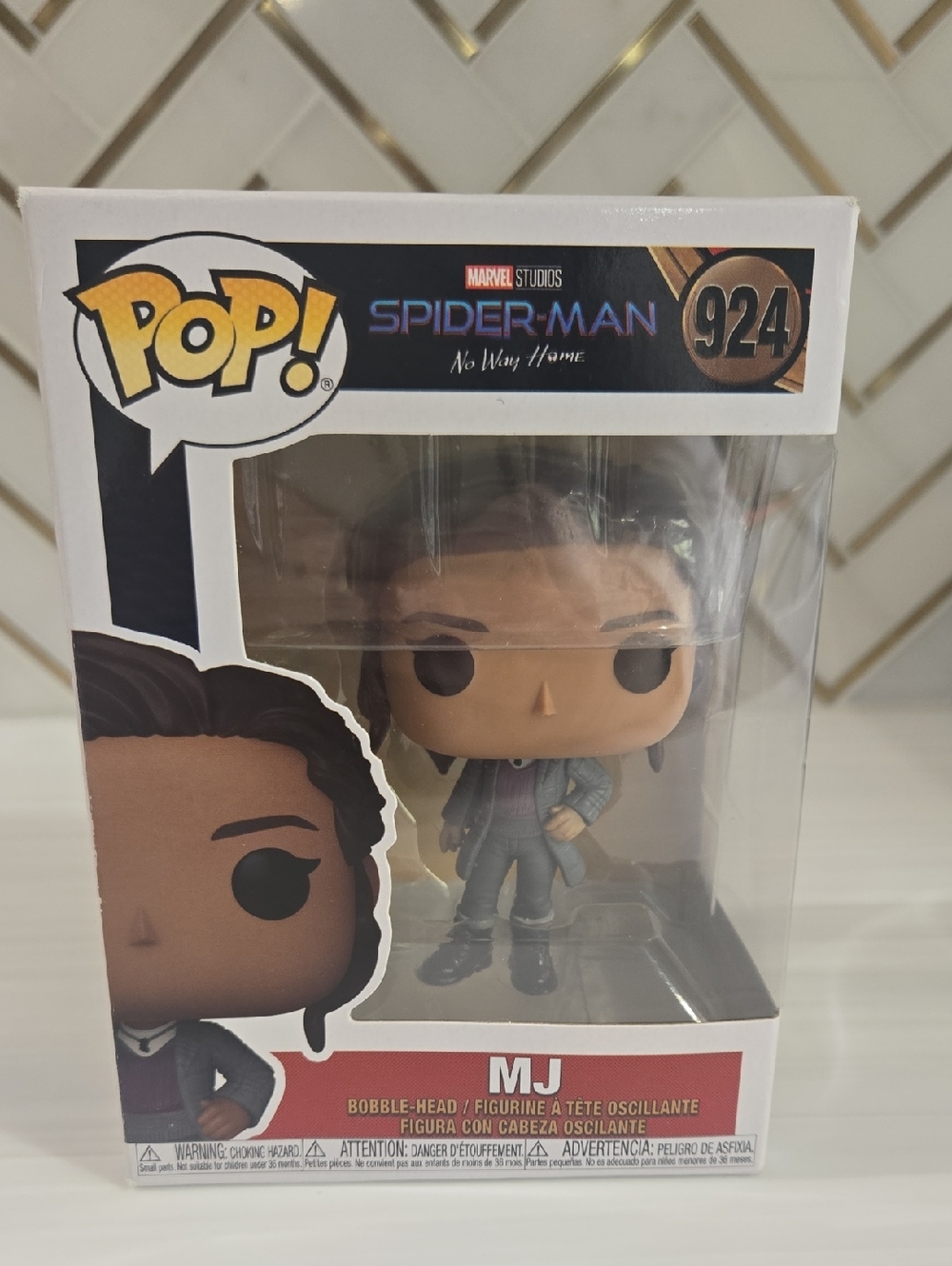 Funko Pop! Spider-Man: No Way Home #924 MJ Figurine - Gray Outfit